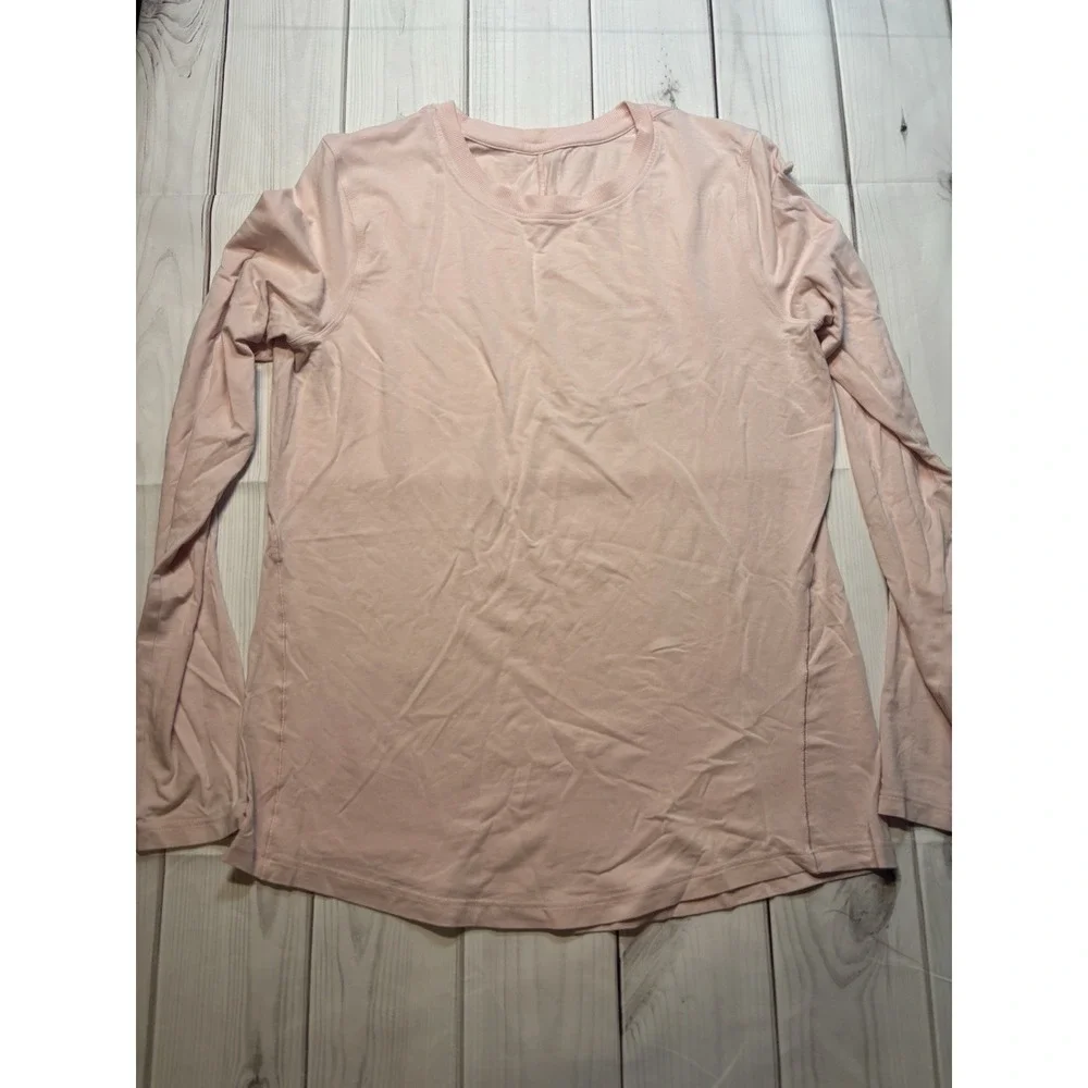 Women's Lululemon Love Long Sleeve Shirt Light Pink Rose Size 4